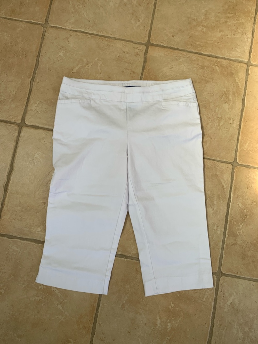 White Capris Slip On Pants